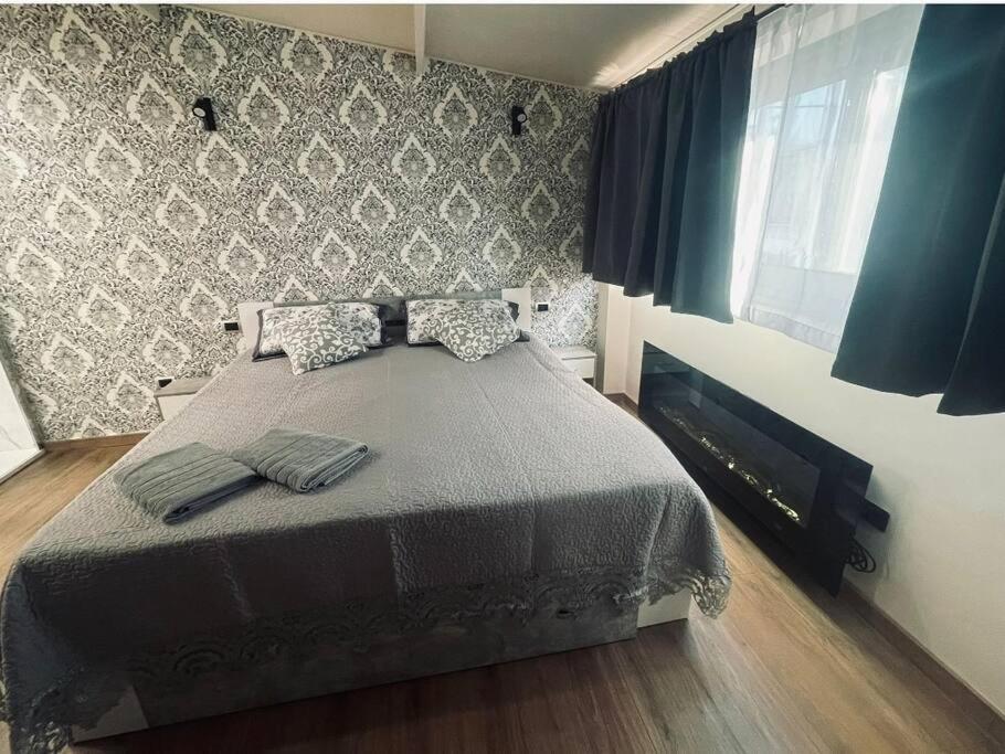 Suites Grey In Centro Randazzo Zewnętrze zdjęcie